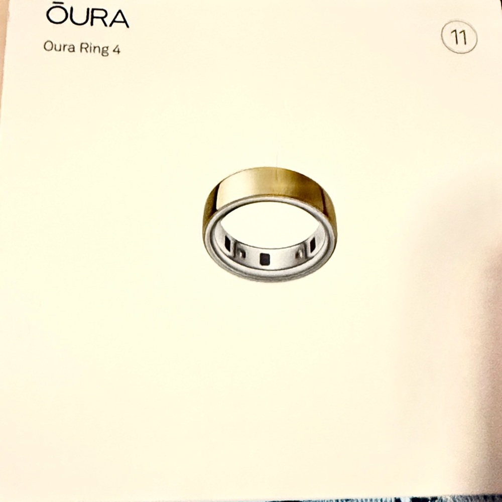Oura Ring 4 in Elegant Gold tone, size 11